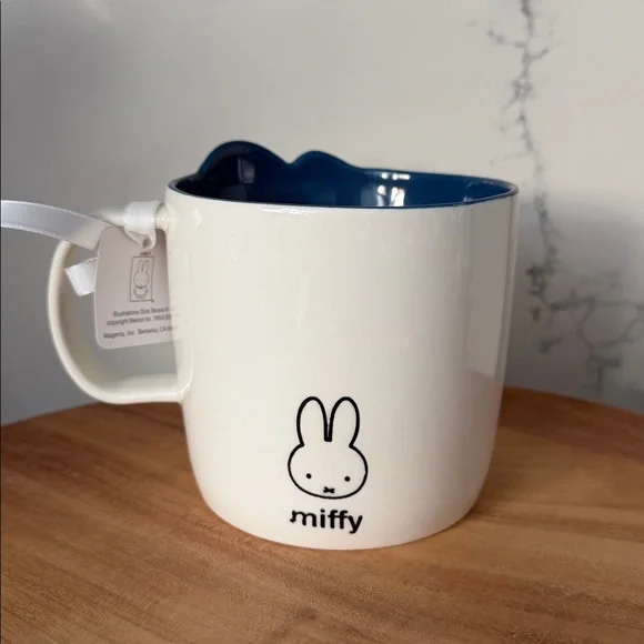 Miffy Mug - Picture 3 of 4